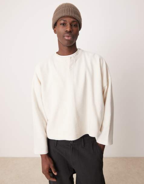 ASOS DESIGN - T-shirt crop top ultra oversize à manches longues et col boutonné en tissu gaufré brossé - Blanc cassé - view 1