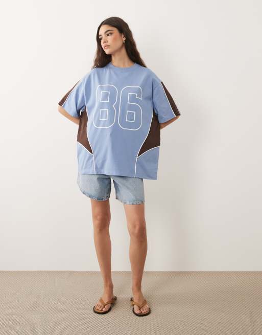 ASOS DESIGN - T-shirt de football oversize à imprimé graphique - Bleu clair, 2 de 4