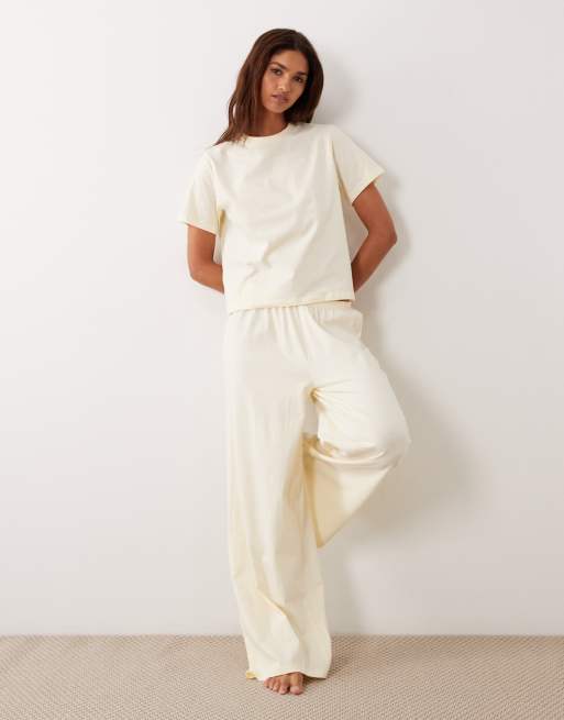 ASOS DESIGN - T-shirt de pyjama fendu sur les côtés à assortir - Babeurre, 2 de 4