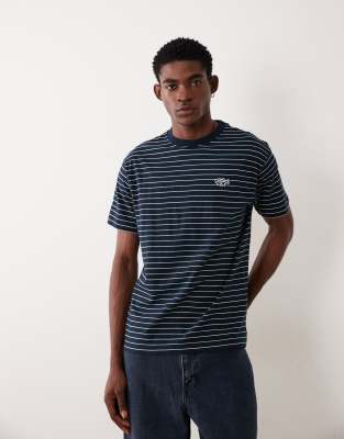 ASOS DESIGN - T-shirt décontracté à inscription et rayures - Bleu marine-Multicolore