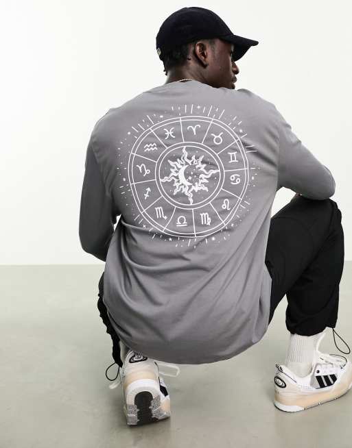 ASOS DESIGN - T-shirt décontracté à manches longues avec imprimé céleste vert au dos - Gris