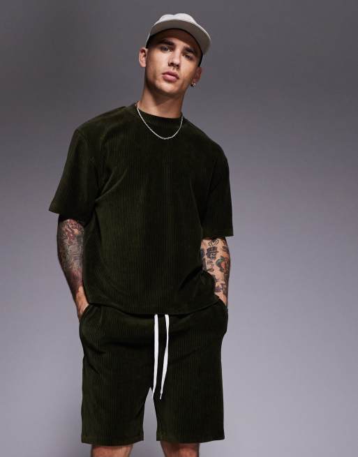 ASOS DESIGN - T-shirt décontracté coupe carrée d'ensemble en velours côtelé - Vert foncé