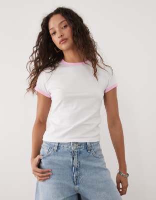 T-shirt effet rétréci à manches courtes et bords contrastants - Blanc/rose clair-Multicolore XS