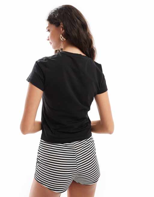 ASOS DESIGN - T-shirt effet rétréci avec étoile en tulle ornée de strass - Noir, 4 de 4