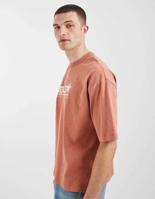 ASOS DESIGN - T-shirt épais oversize coupe carrée à imprimé urbain - Orange délavé, 4 de 5