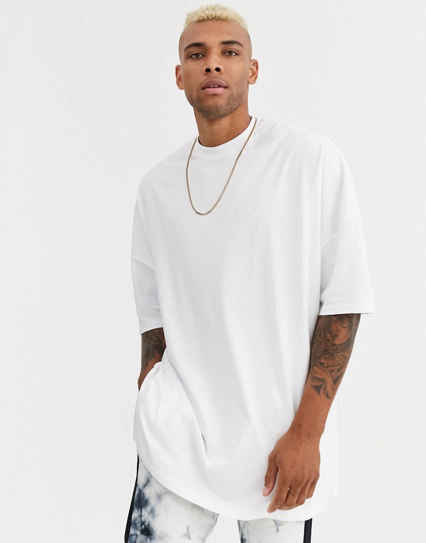 ASOS DESIGN - T-shirt extra lunga oversize bianca con spacchi laterali-Bianco