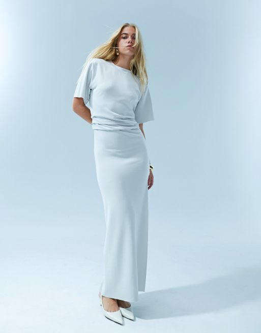 ASOS DESIGN - T-shirt froncé sur le côté en modal de qualité supérieure avec ourlet fendu - Blanc cassé