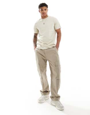 ASOS DESIGN - T-shirt girocollo basic color pietra con maniche con risvolto