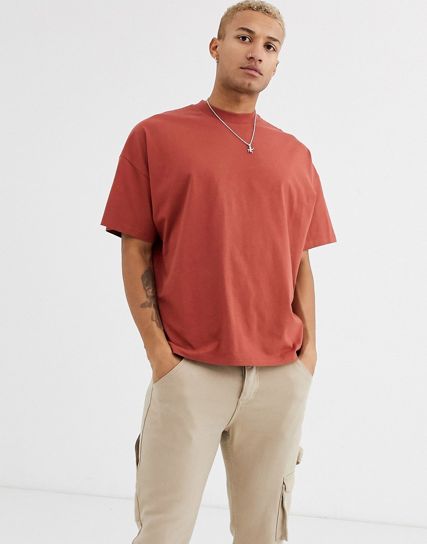 ASOS DESIGN - T-shirt girocollo oversize marrone