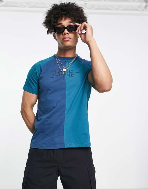 ASOS DESIGN – T-Shirt im Blockfarbendesign in Blau mit Acid-Waschung und „New York“-Stadtprint 