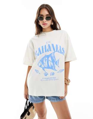 ASOS DESIGN - T-Shirt in Creme mit Boyfriend-Schnitt und „Bahamas"-Meeresgrafikprint-Weiß