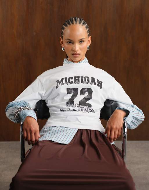 ASOS DESIGN – T-Shirt in Creme mit College-Grafik und Korsett-Taille, 2 von 4
