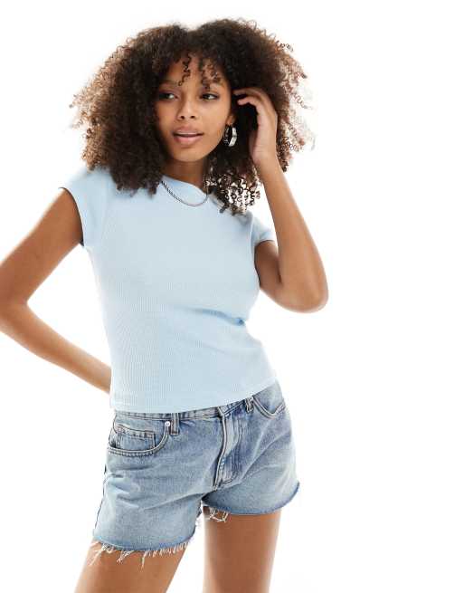 ASOS DESIGN – T-Shirt in Hellblau mit Waffelstruktur und figurbetontem, knappem Schnitt
