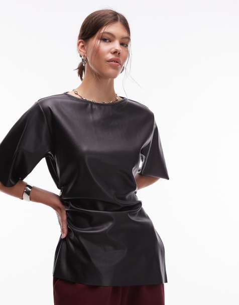 ASOS DESIGN - T-shirt in similpelle PU nera arricciata sul lato - view 1