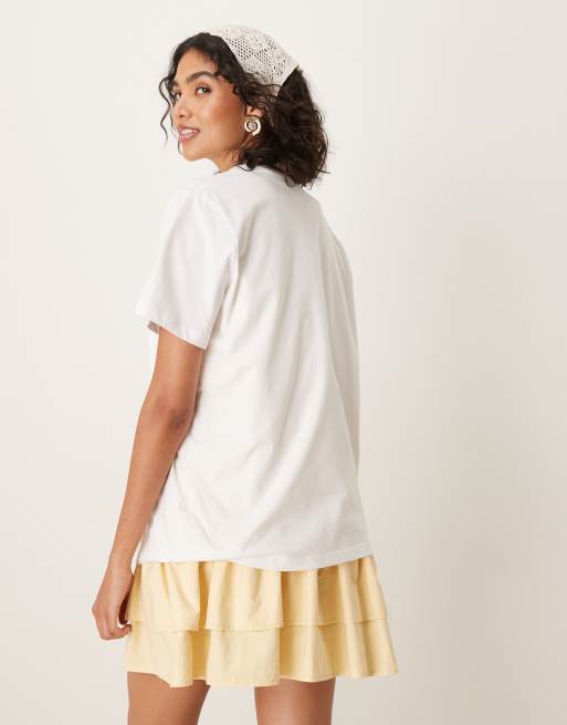 ASOS DESIGN – T-Shirt in Weiß mit „Dolce Vita“-Grafikprint und normaler Passform, 3 von 4