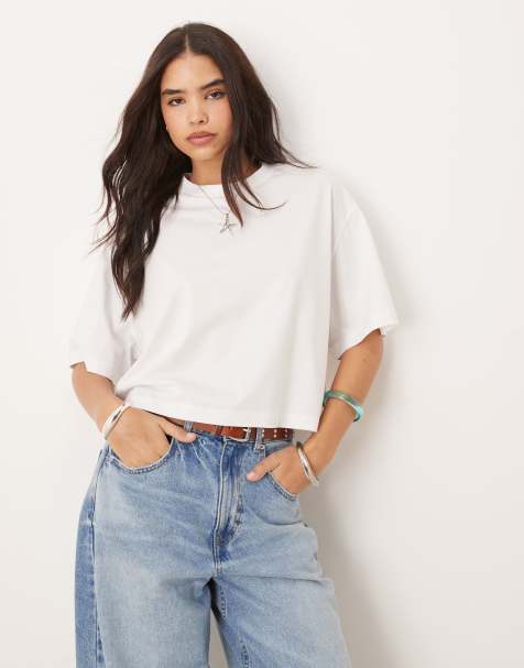 ASOS DESIGN – T-Shirt in Weiß mit kurzem, kastigem Schnitt - view 1