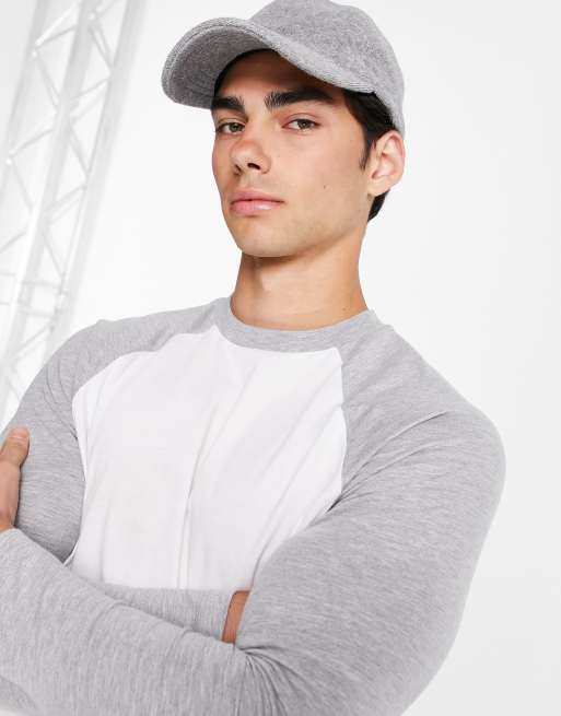 ASOS DESIGN - T-shirt in wit met contrasterende lange raglanmouwen in gemêleerd grijs 