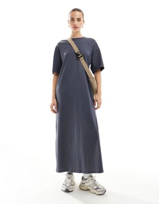 ASOS DESIGN - T-Shirt-Kleid in Anthrazit in Oversize-Midaxi-Passform-Grau