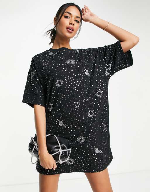 ASOS DESIGN T Shirt Kleid in Oversize Passform in Schwarz mit silbernen Pailletten ASOS