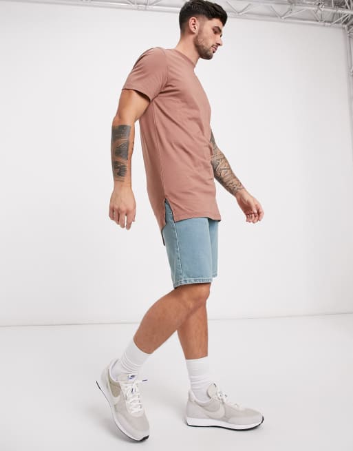 ASOS DESIGN T shirt long avec fentes sur les c t s Marron