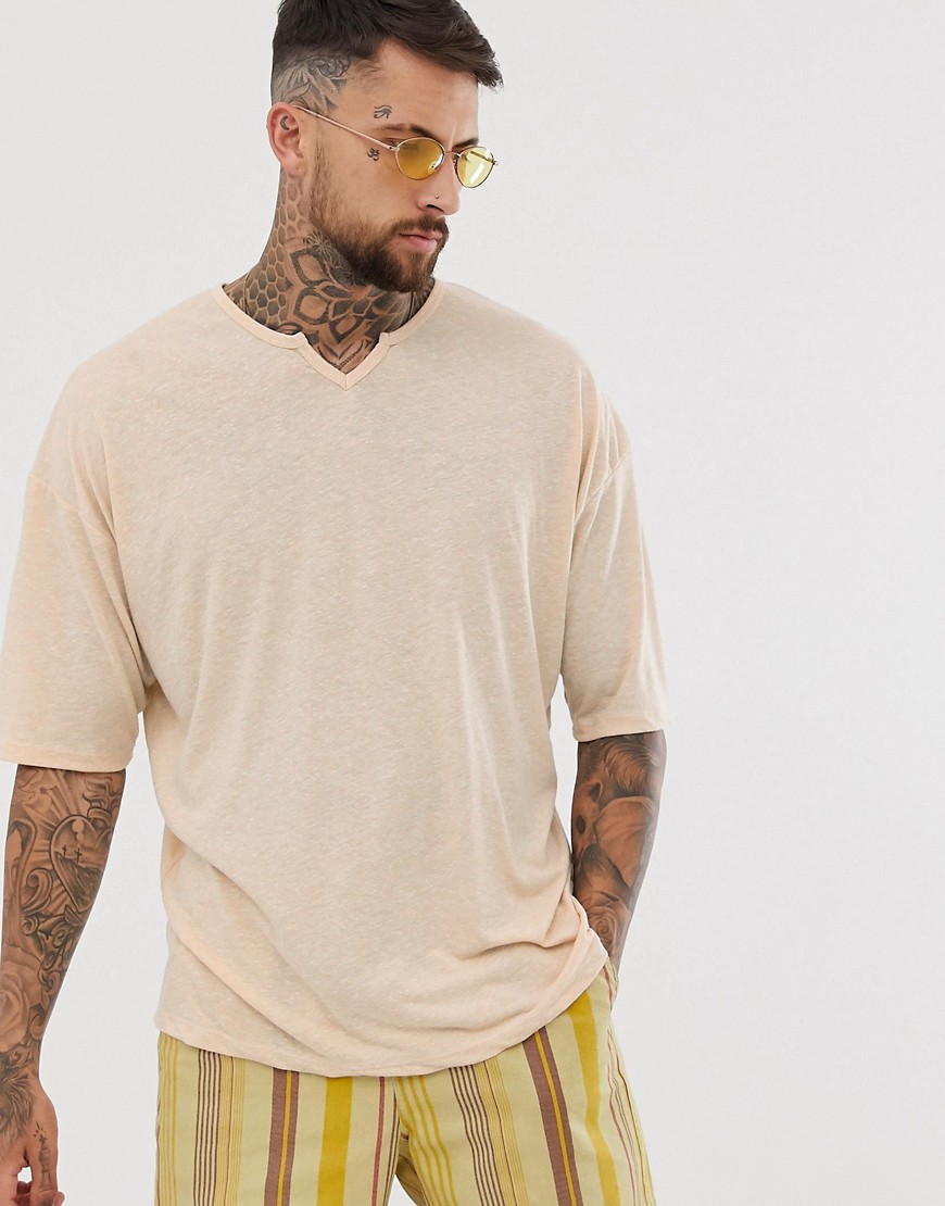 ASOS DESIGN - T-shirt lunga oversize in misto lino con intaglio sullo scollo-Bianco