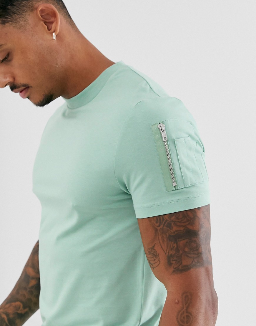 ASOS DESIGN - T-shirt lunga skinny stretch con fondo arrotondato e tasca stile MA1 verde