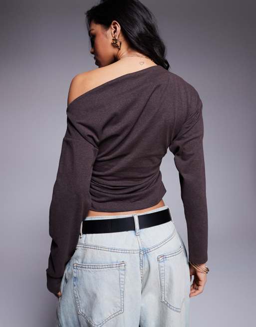 ASOS DESIGN - T-shirt manches longues froncé sur les côtés - Marron, 4 de 4