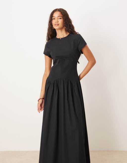 ASOS DESIGN – T-Shirt-Maxikleid in Schwarz mit tiefer Taille und Bindedetails, 3 von 4
