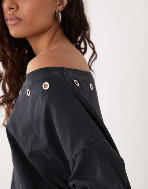 ASOS DESIGN T-shirt med metaløjer og sænkede skuldre i kulgrå, 3 af 4