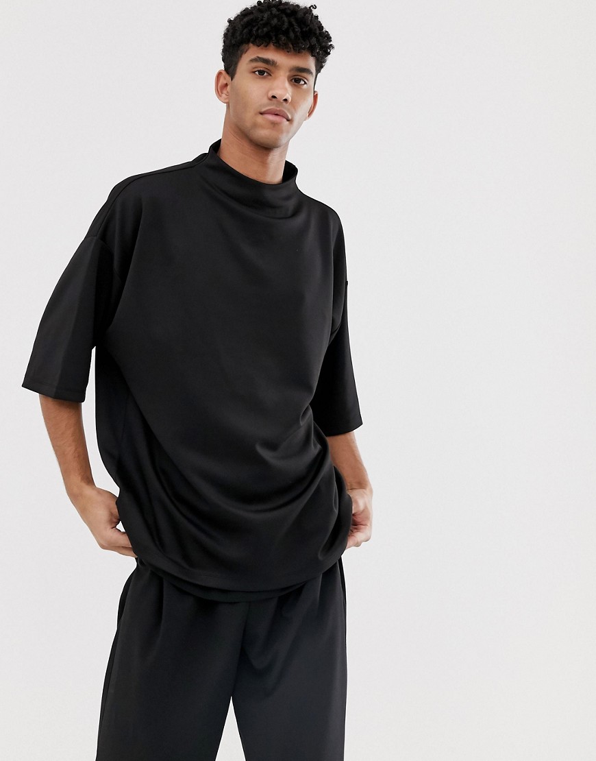 ASOS DESIGN – T-shirt med polokrage i scubamaterial och oversize-modell-Svart