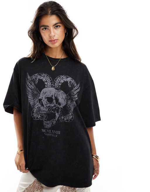 ASOS DESIGN - T-shirt met boyfriend pasvorm en grafische schedel-, slangen- en vleugelprint in antraciet met wassing