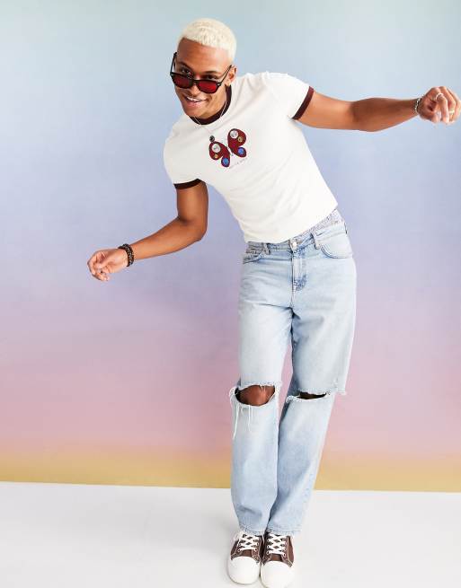 ASOS DESIGN - T-shirt met contrasterende biezen en vlinderprint in wit, 4 van 4