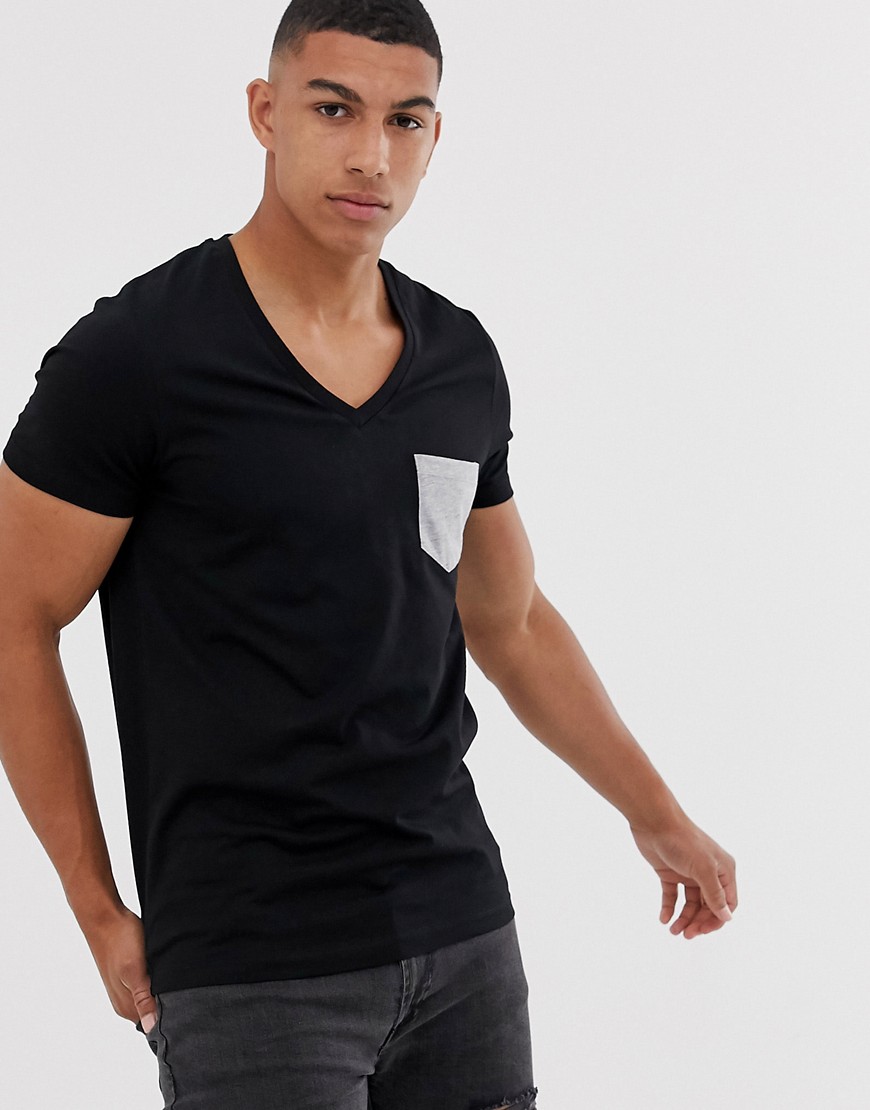 ASOS DESIGN - T-shirt met diepe V-hals en contrasterende zak in zwart