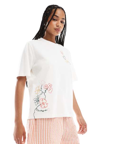 ASOS DESIGN - T-shirt met geborduurde bloemenprint in crème - view 1