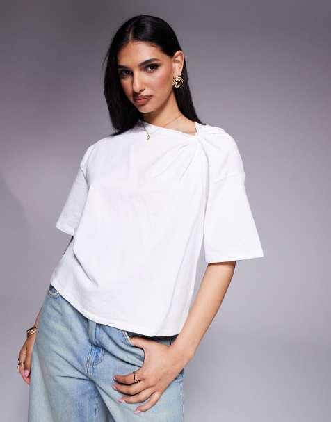 ASOS DESIGN - T-shirt met gedraaide schouder in wit - view 1
