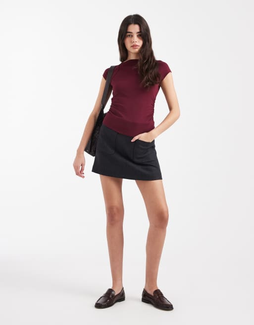 ASOS DESIGN - T-shirt met geribbelde kapmouwtjes en rimpeleffect in bordeauxrood, 3 van 4