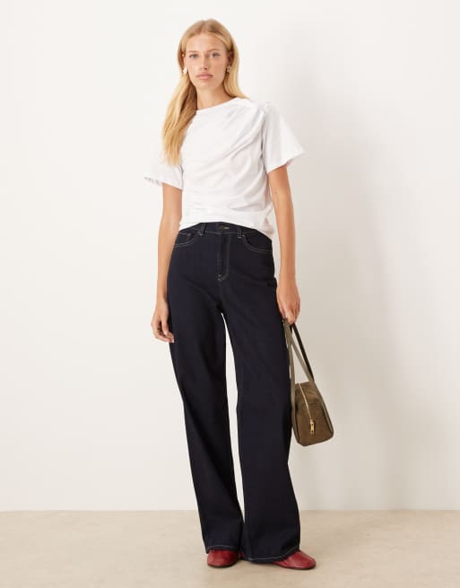 ASOS DESIGN - T-shirt met gerimpelde zijkant en korte mouwen in wit, 2 van 4