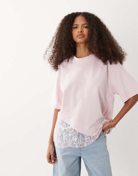ASOS DESIGN - T-shirt met korte mouwen en kanten zoom in lichtroze - view 1