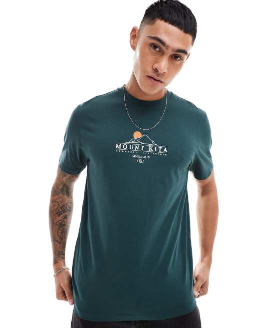 ASOS DESIGN - T-shirt met landschapsprint op de borst in groen