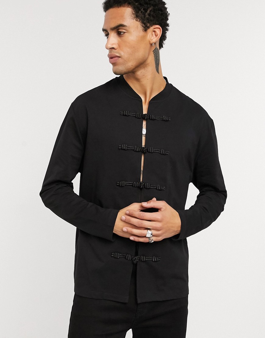 ASOS DESIGN - T-shirt met lange mouwen en Chinese knopen in zwart