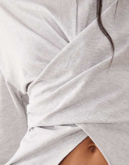 ASOS DESIGN - T-shirt met lange mouwen en overslag in gemêleerd grijs, 3 van 4
