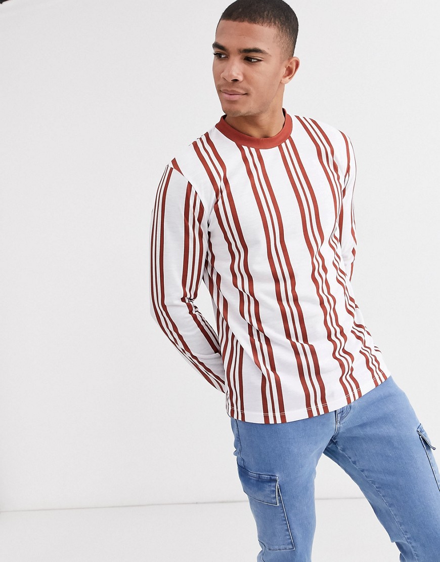 ASOS DESIGN - T-shirt met lange mouwen en verticale strepen in wit en lichtbruin