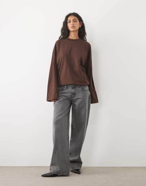 ASOS DESIGN T-shirt met lange mouwen skate in bruin, 2 van 4