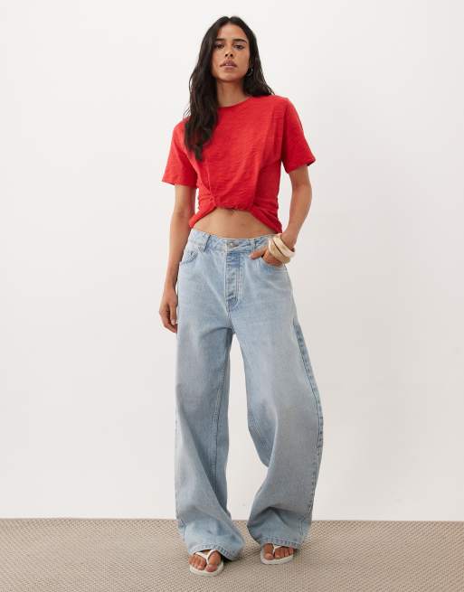 ASOS DESIGN T-shirt met strikdetail en structuurstof in rood, 3 van 4