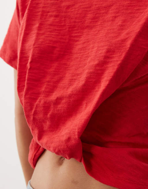 ASOS DESIGN T-shirt met strikdetail en structuurstof in rood, 4 van 4
