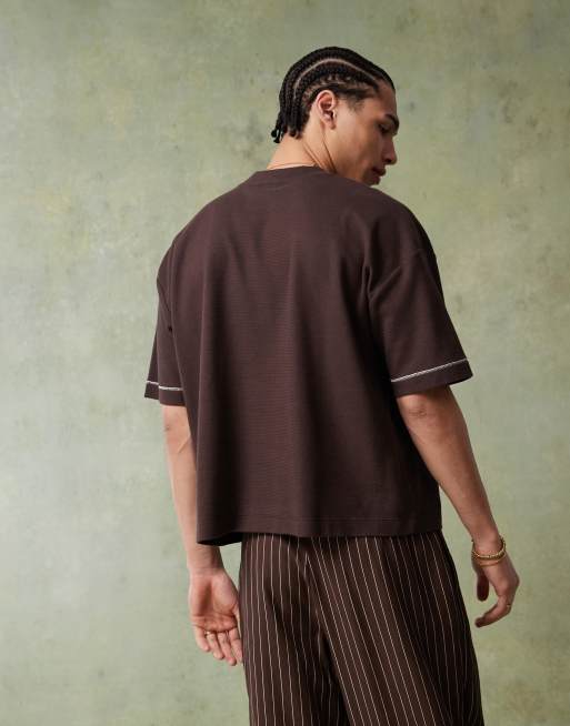 ASOS DESIGN - T-shirt met structuur en stiksels in bruin, 4 van 4