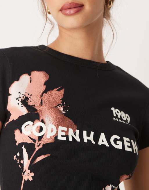 ASOS DESIGN - T-shirt mini nera con grafica floreale "Copenhagen" effetto candeggiato, 3 di 4