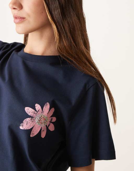 ASOS DESIGN – T-Shirt mit „Como Italy“-Grafikprint in normaler Passform in Marineblau, 3 von 4