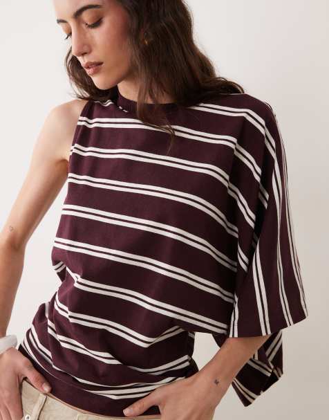 ASOS DESIGN T-Shirt mit Cut-outs und Cape-Detail in Burgunderrot und weißen Streifen - view 1