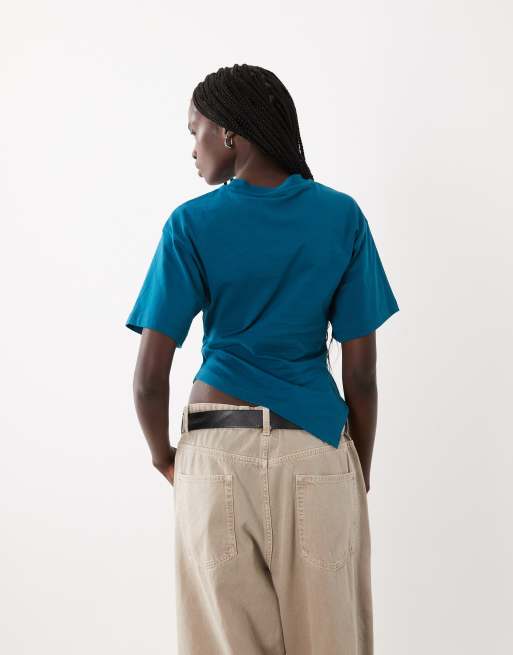 ASOS DESIGN T-Shirt mit geraffter Taille in Blau, 4 von 4
